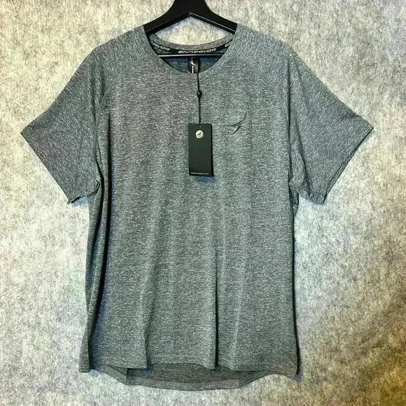 NWT Endeavor Men’s Athletic T-Shirt - XLarge - Picture 1 of 6